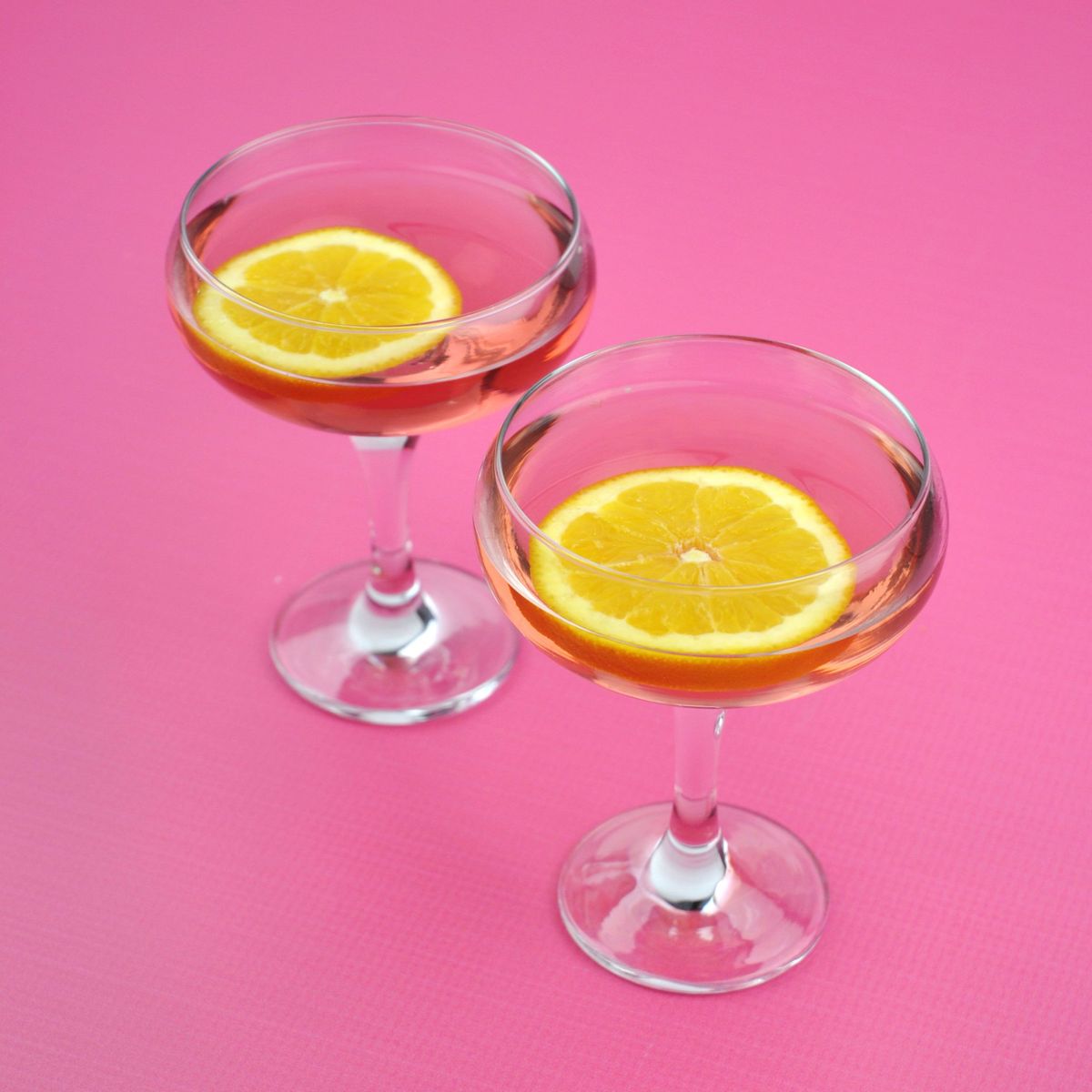 Nápoj, Alkoholický nápoj, Šťava, Koktejl, Sklenka, Punč, Nealkoholický nápoj, Klasický koktail, Destilát, Spritzer,