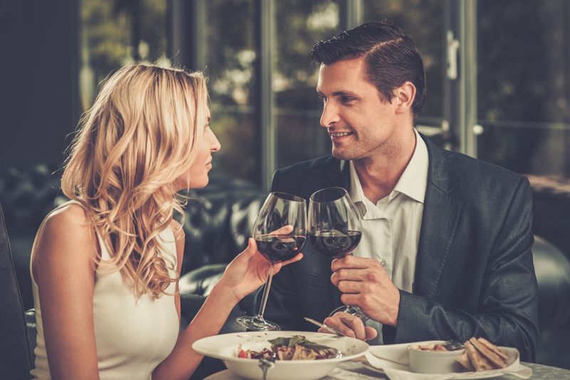 9 måder at få øje på en narcissist på en første date